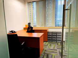 United Square (D11), Office #463686871